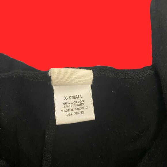 Me to We Black Cropped Tank with Built-In Bust Detail – XS Cotton Blend - Picture 6 of 6